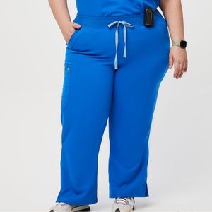 Figs Kade Cargo Scrub Pants In Royal Blue Size XXL